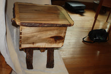Load image into Gallery viewer, ET-07: The Berenstain Bears Treehouse End Table