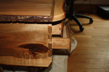 Load image into Gallery viewer, ET-07: The Berenstain Bears Treehouse End Table