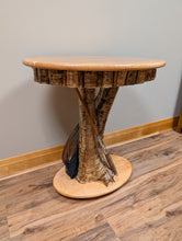 Load image into Gallery viewer, End Table - Gone Fishing II - ET-020
