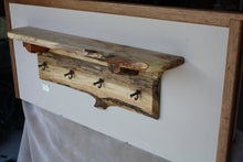 Load image into Gallery viewer, Tr-081: 4-Tap Maple Tap Rack Shelf
